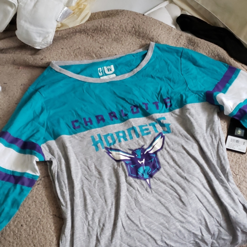 Women's 3/4 Charlotte Hornets vintage T